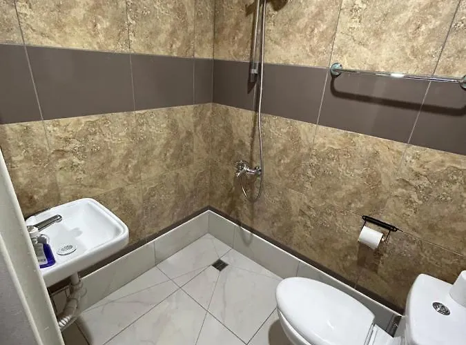 ゲストハウス Kipros 3*